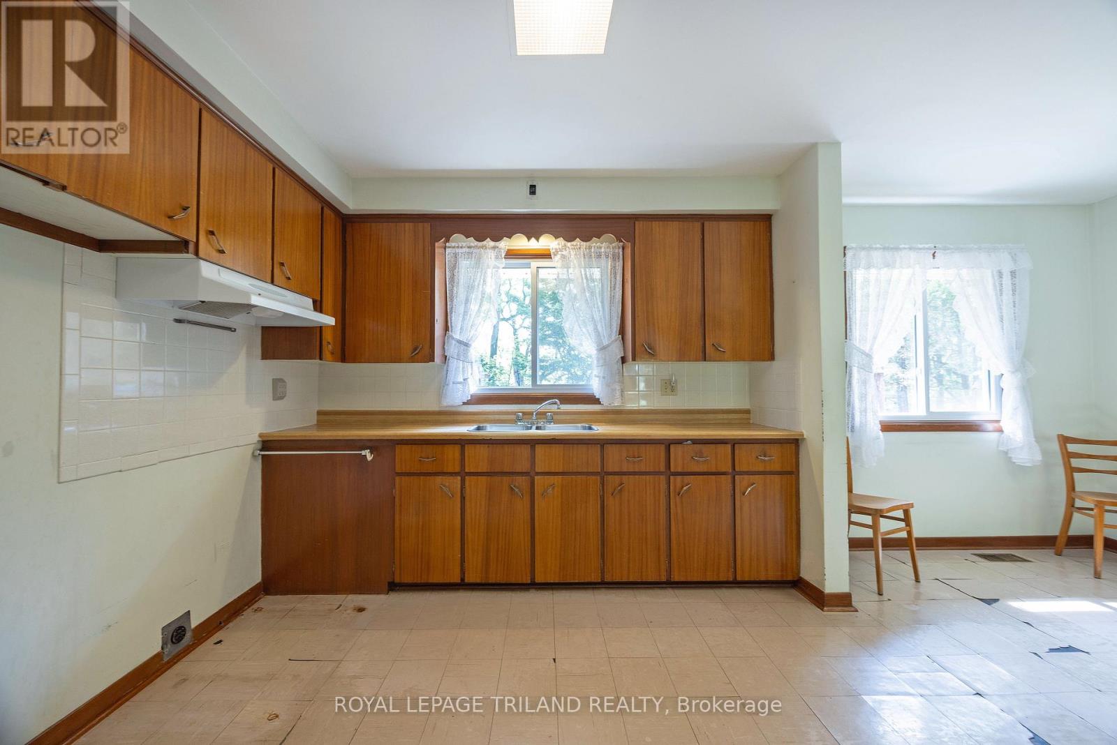 39339 Bush Line, St. Thomas, Ontario  N5P 3S9 - Photo 29 - X12230536