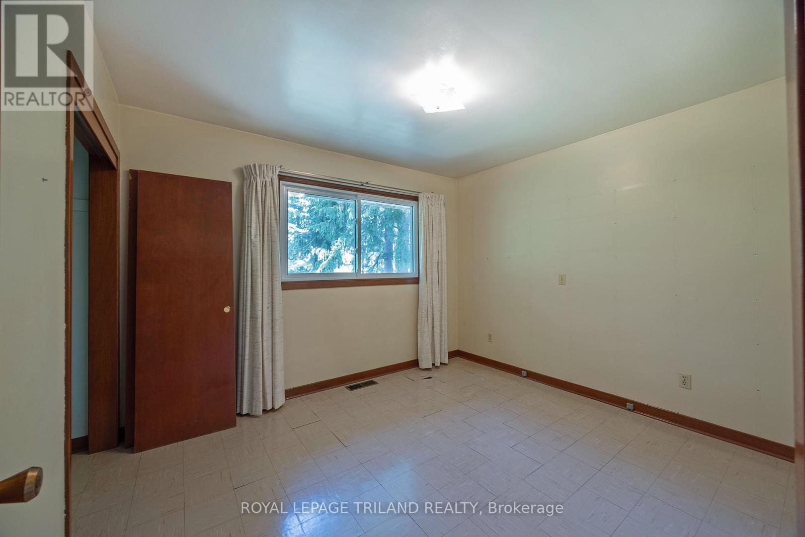 39339 Bush Line, St. Thomas, Ontario  N5P 3S9 - Photo 39 - X12230536