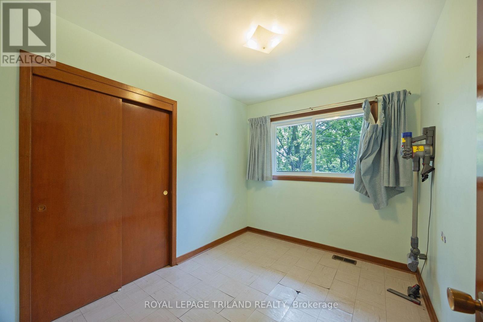 39339 Bush Line, St. Thomas, Ontario  N5P 3S9 - Photo 41 - X12230536