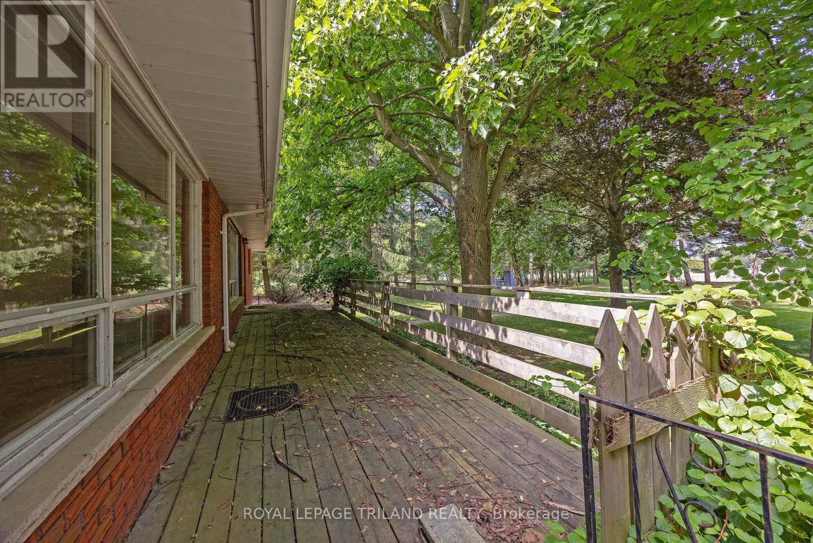 39339 Bush Line, St. Thomas, Ontario  N5P 3S9 - Photo 15 - X12230550
