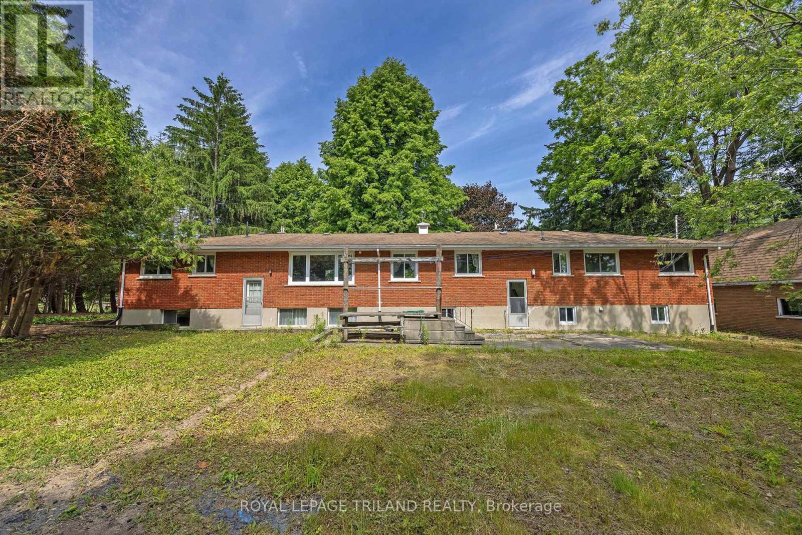 39339 Bush Line, St. Thomas, Ontario  N5P 3S9 - Photo 18 - X12230550