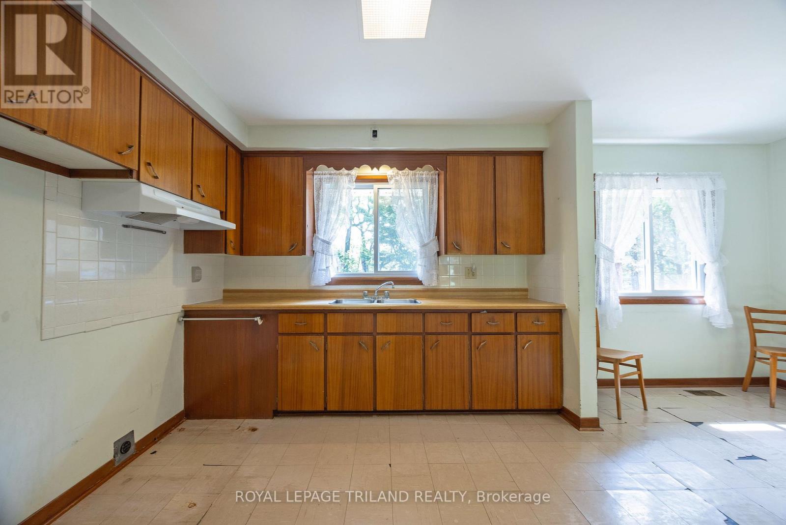 39339 Bush Line, St. Thomas, Ontario  N5P 3S9 - Photo 29 - X12230550