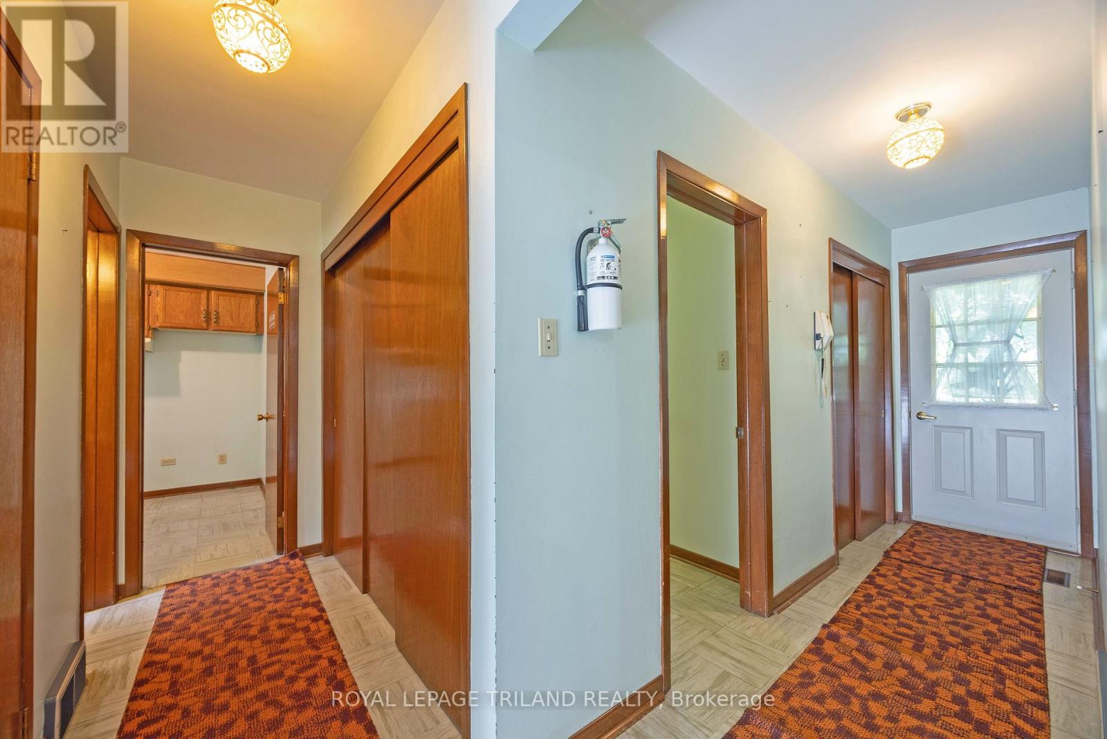 39339 Bush Line, St. Thomas, Ontario  N5P 3S9 - Photo 35 - X12230550