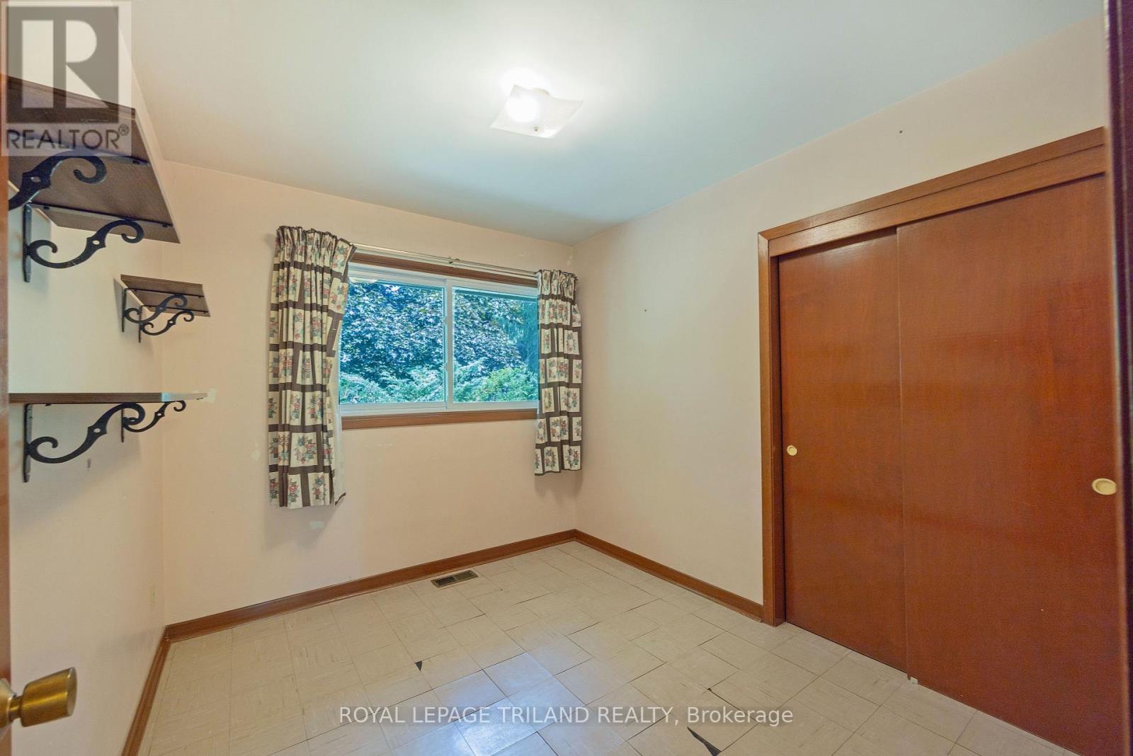 39339 Bush Line, St. Thomas, Ontario  N5P 3S9 - Photo 38 - X12230550