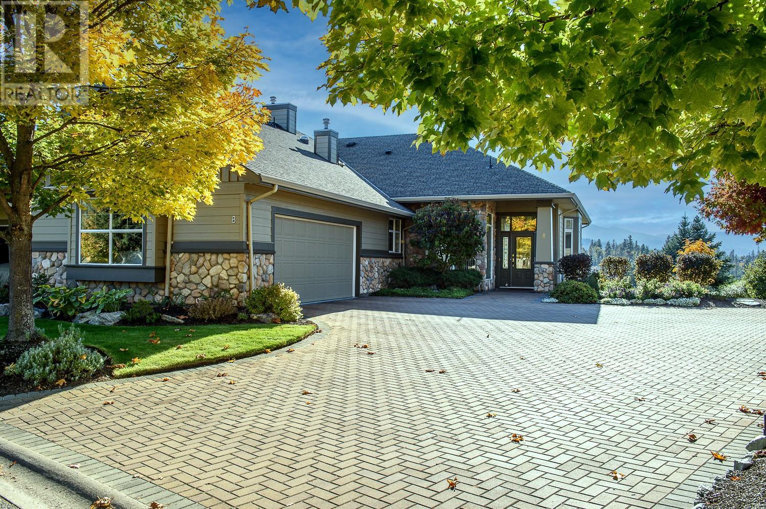 3800 Gallaghers Pinnacle Way Unit# 8, Kelowna, British Columbia