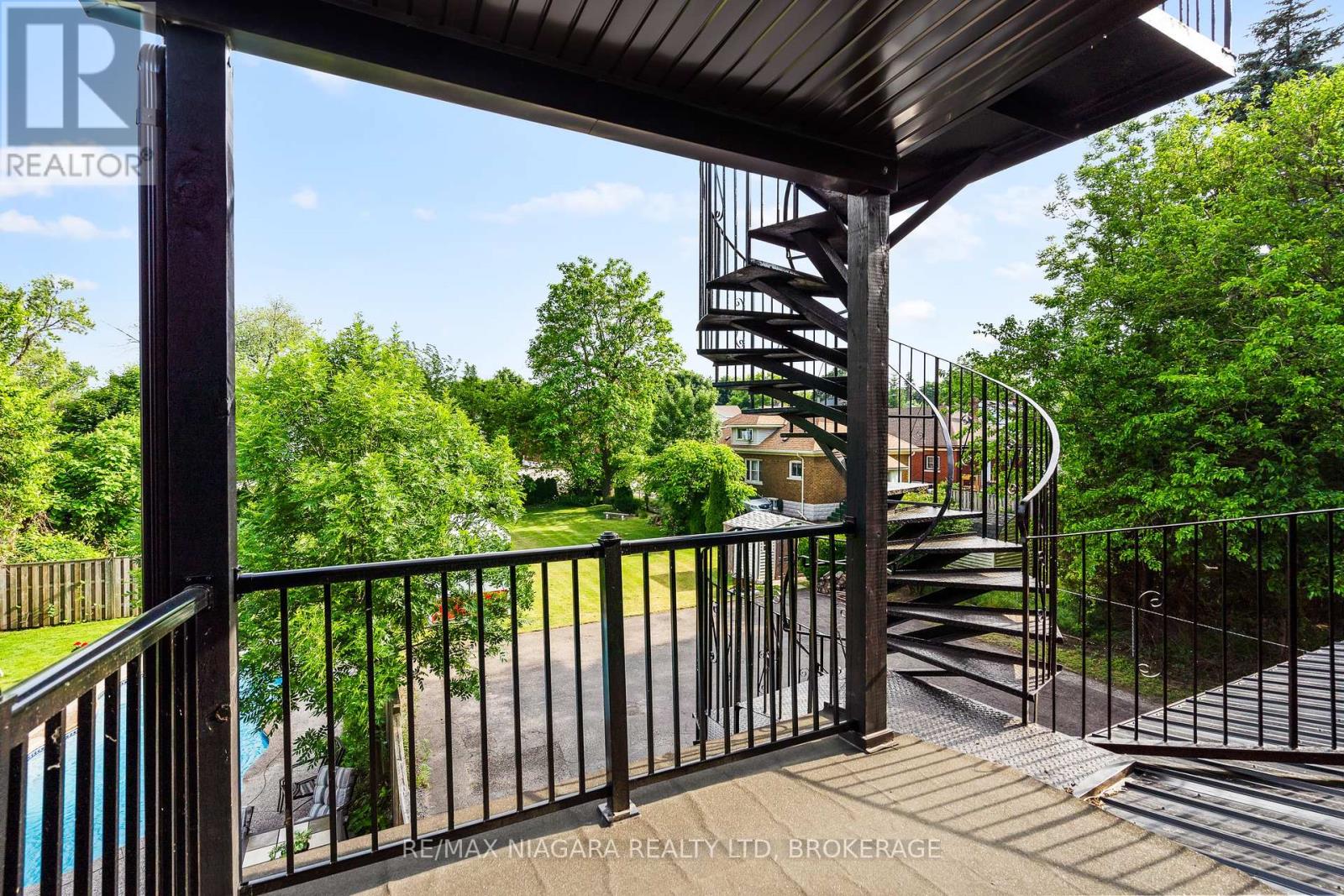 5368 Menzie Street, Niagara Falls, Ontario  L2E 2V8 - Photo 41 - X12224568