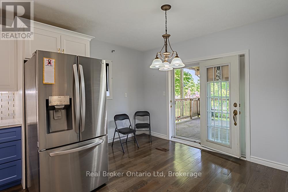 144 Loucks Lane, Chatsworth, Ontario  N0H 1G0 - Photo 11 - X12230434