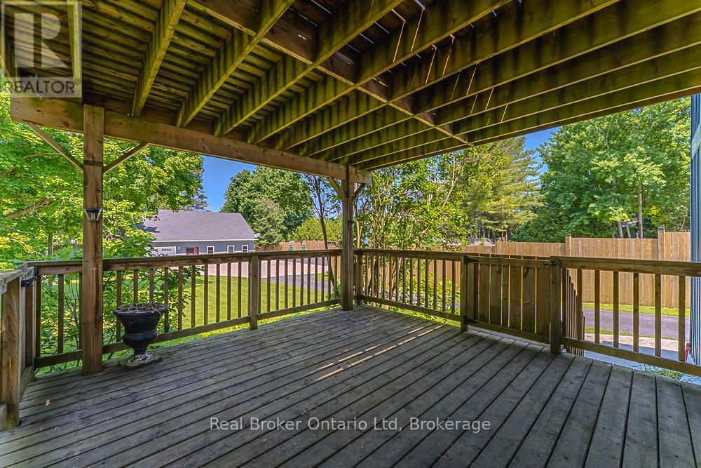 144 Loucks Lane, Chatsworth, Ontario  N0H 1G0 - Photo 12 - X12230434