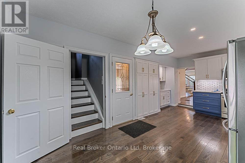 144 Loucks Lane, Chatsworth, Ontario  N0H 1G0 - Photo 13 - X12230434