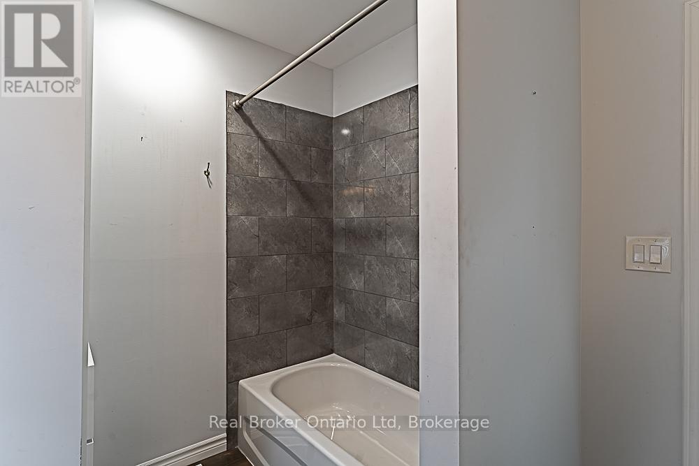 144 Loucks Lane, Chatsworth, Ontario  N0H 1G0 - Photo 20 - X12230434