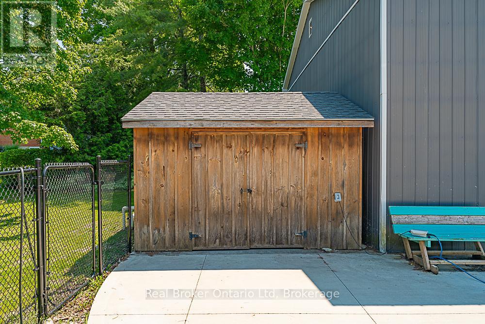 144 Loucks Lane, Chatsworth, Ontario  N0H 1G0 - Photo 42 - X12230434