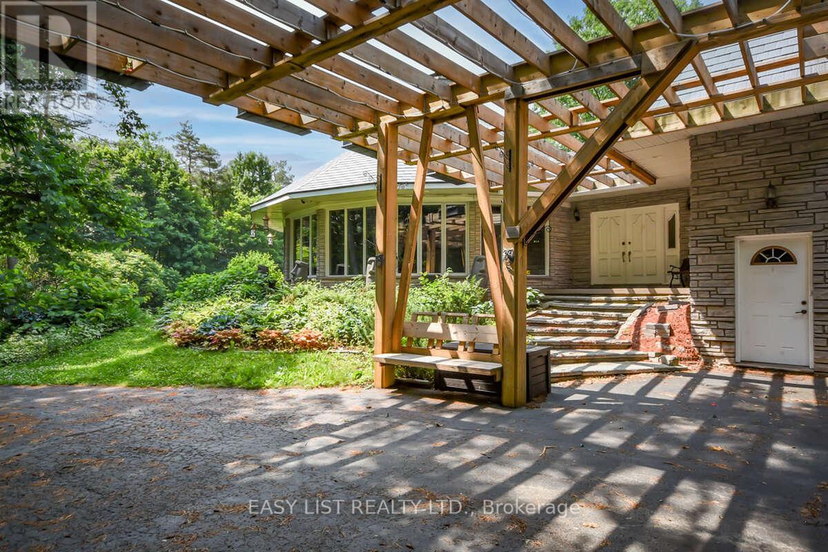 1826 Canaan Road, Ottawa, Ontario  K4C 1J5 - Photo 3 - X12230431