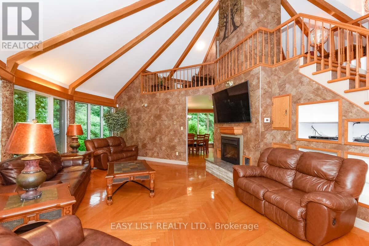 1826 Canaan Road, Ottawa, Ontario  K4C 1J5 - Photo 4 - X12230431