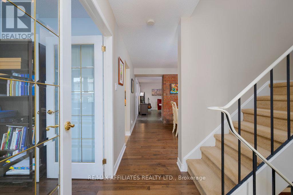 Property at 105 WEEPING WILLOW LANE image 4