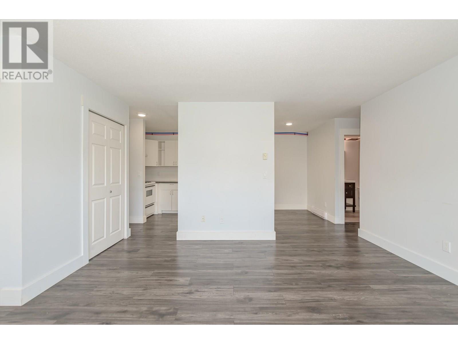 Property at 505 Browne Road Unit# 106 image 4