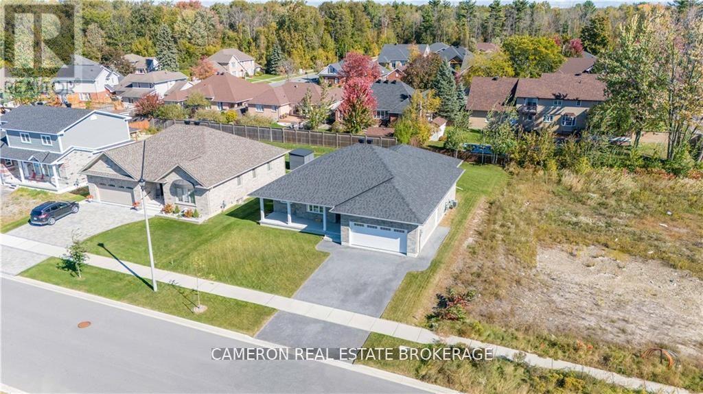 Property at 1233 WESBURKE AVENUE image 2