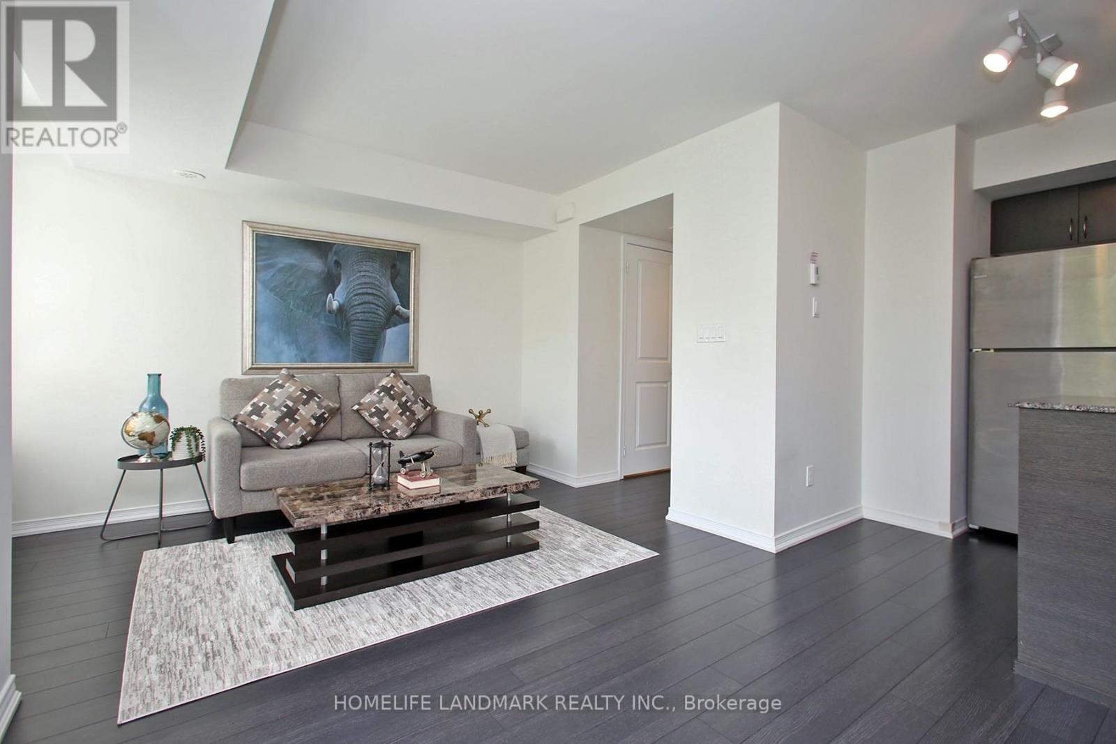 Property at 304 - 90 ORCHID PLACE image 3