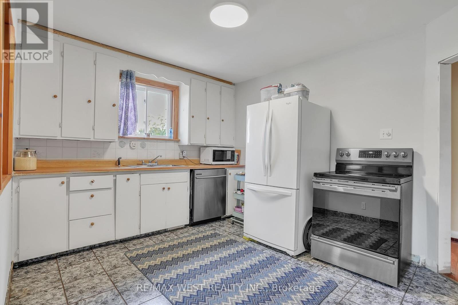 6464 County Road 10 Road, Essa, Ontario  L9R 1V2 - Photo 4 - N12230472