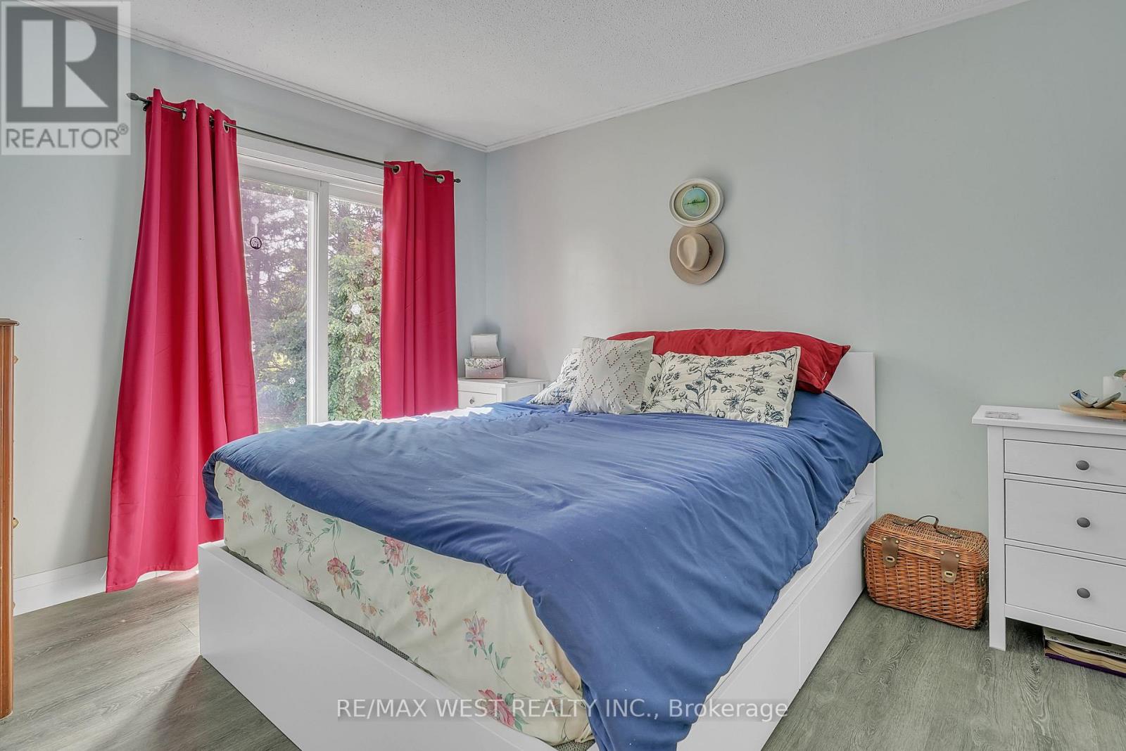 6464 County Road 10 Road, Essa, Ontario  L9R 1V2 - Photo 5 - N12230472