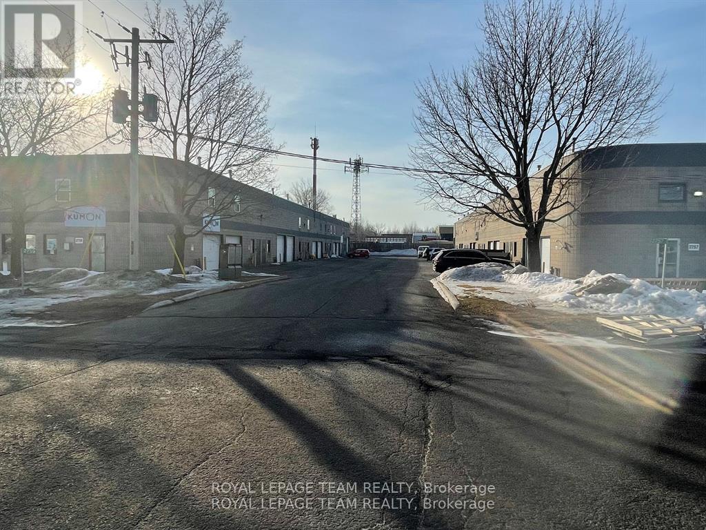 18 - 2759 Fenton Road S, Ottawa, Ontario  K1T 3T8 - Photo 2 - X12187721