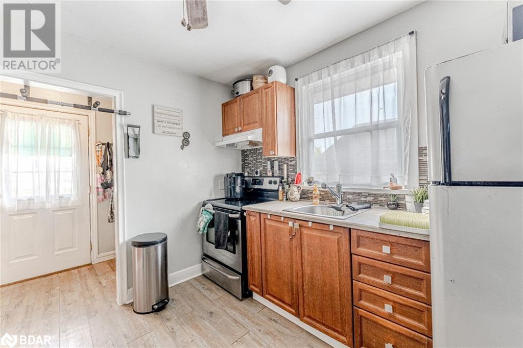 Property at 114 MAPLE Avenue image 5