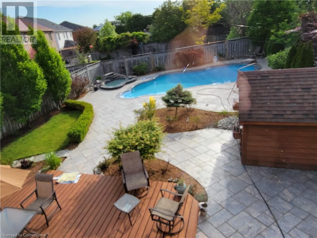 Property at 24 CANNING Crescent image 4