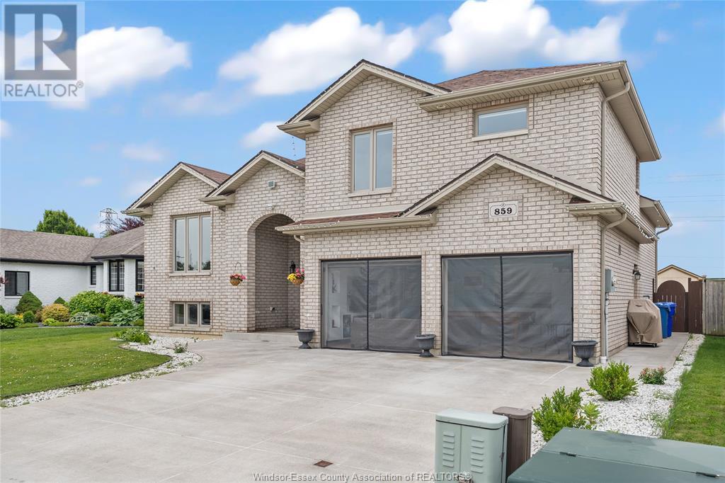 Property at 859 SOUTHWOOD DRIVE image 2