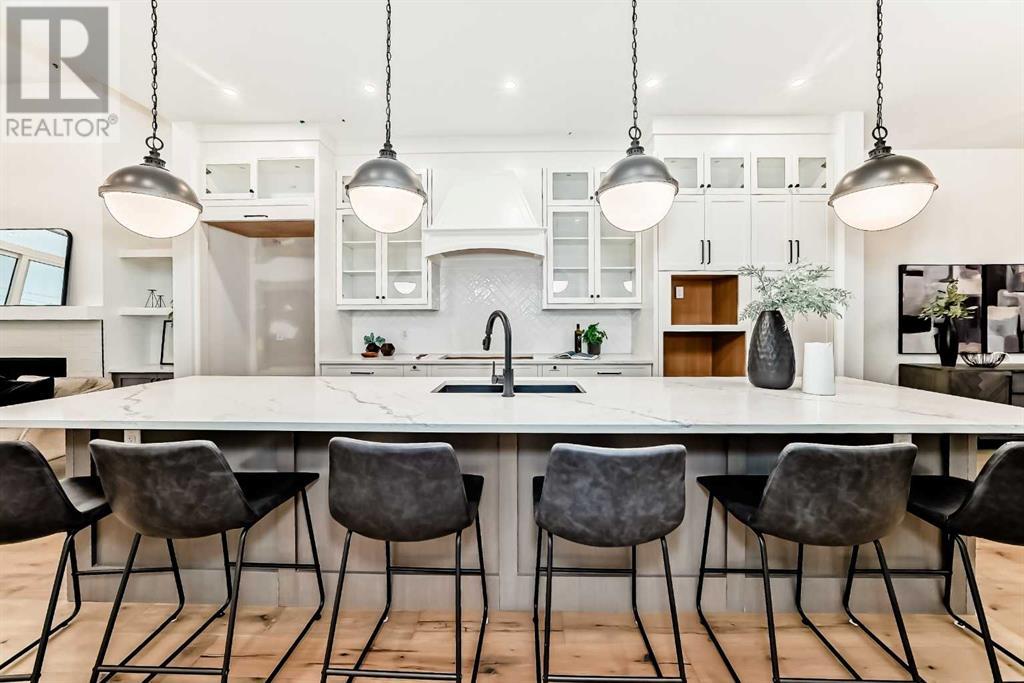 Property at 5017 22 Avenue NW image 3