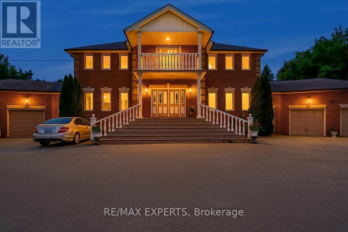 9 Cynthia Crescent, Brampton (Toronto Gore Rural Estate), Ontario  L6P 0S9 - Photo 1 - W12230450