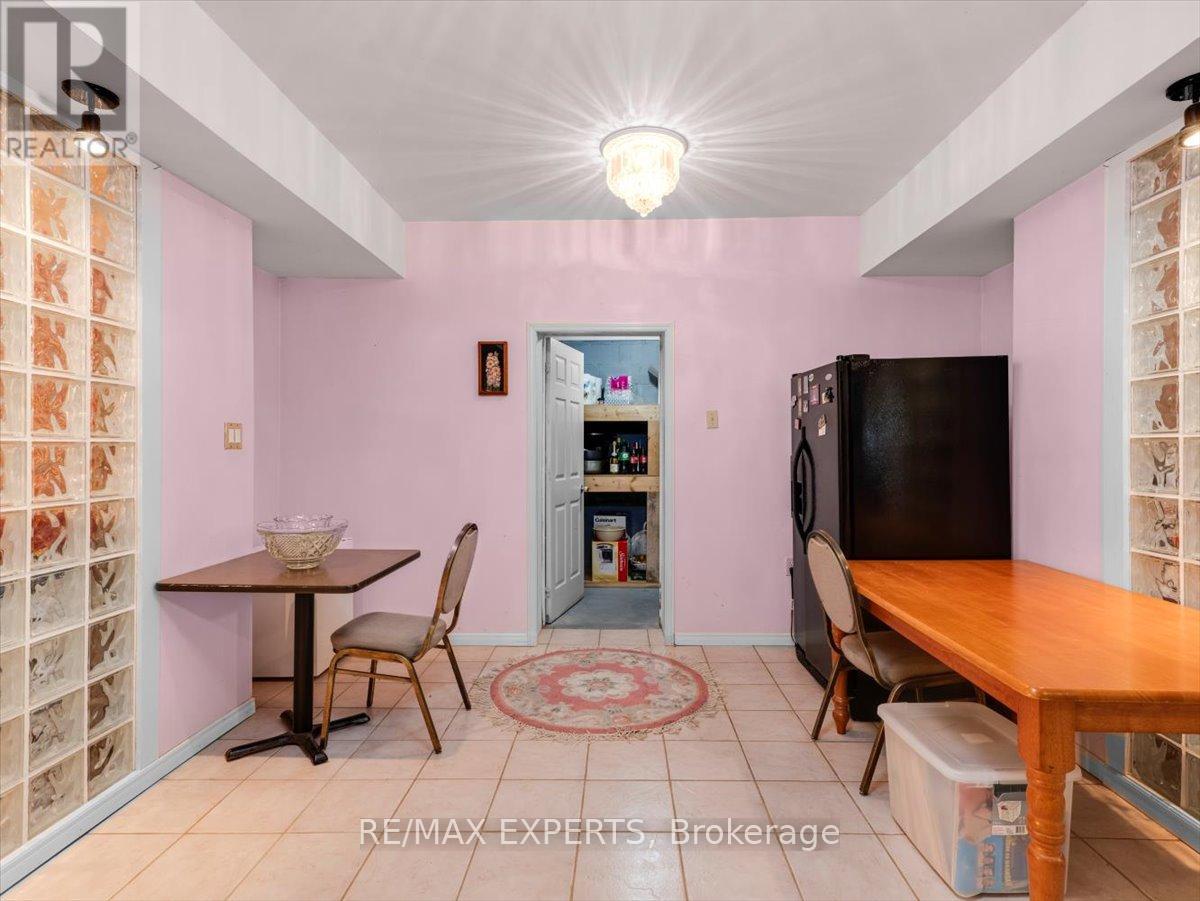 9 Cynthia Crescent, Brampton, Ontario  L6P 0S9 - Photo 43 - W12230450