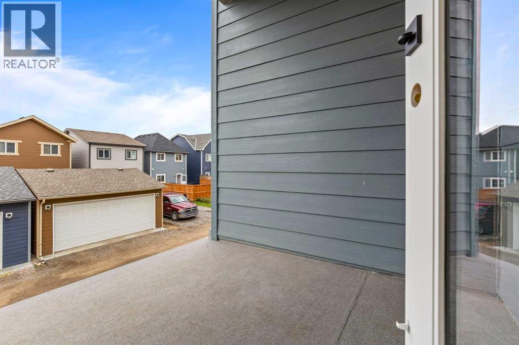 81, 903 Mahogany Boulevard, Calgary, Alberta  T3M 3W9 - Photo 18 - A2231113