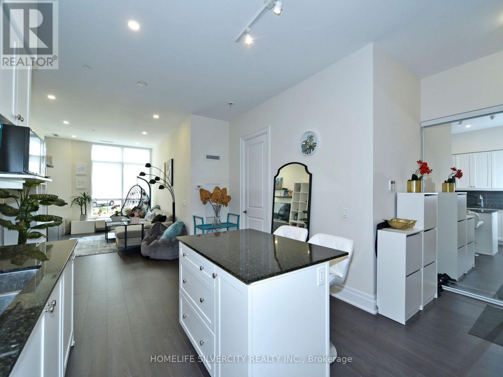 111 - 9075 Jane Street, Vaughan, Ontario  L4K 0L7 - Photo 14 - N12187551