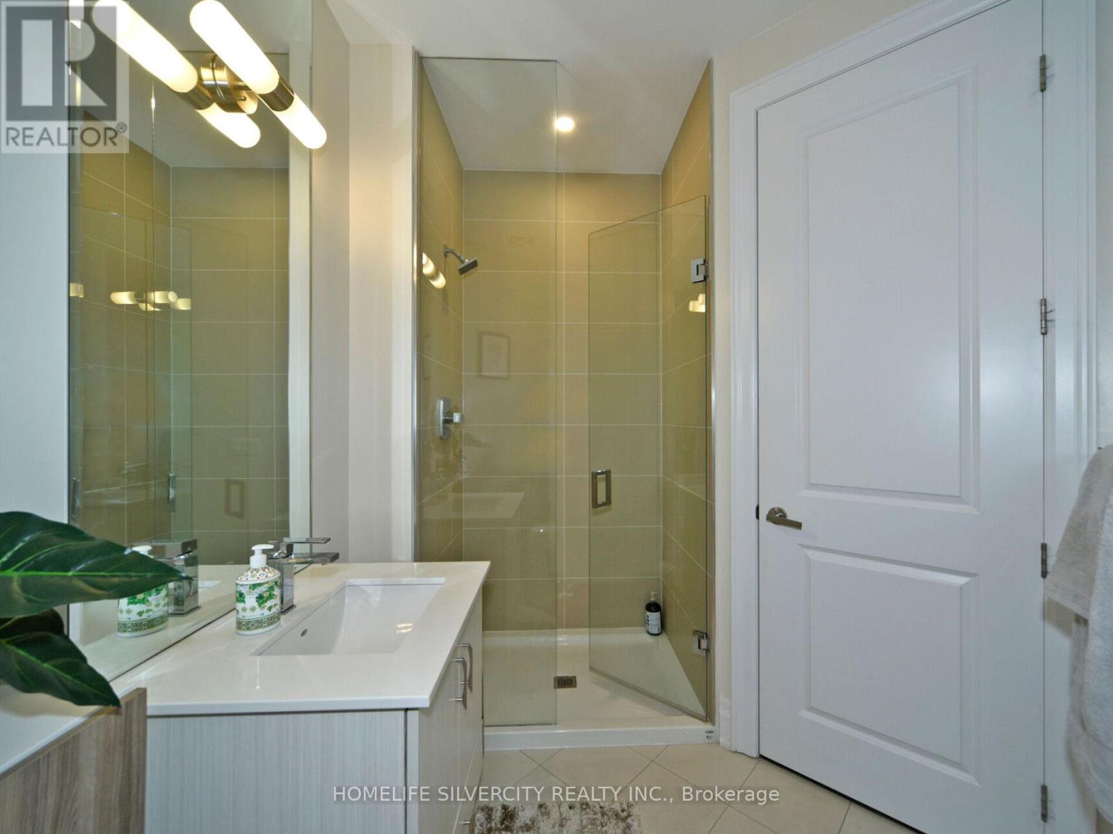111 - 9075 Jane Street, Vaughan, Ontario  L4K 0L7 - Photo 35 - N12187551