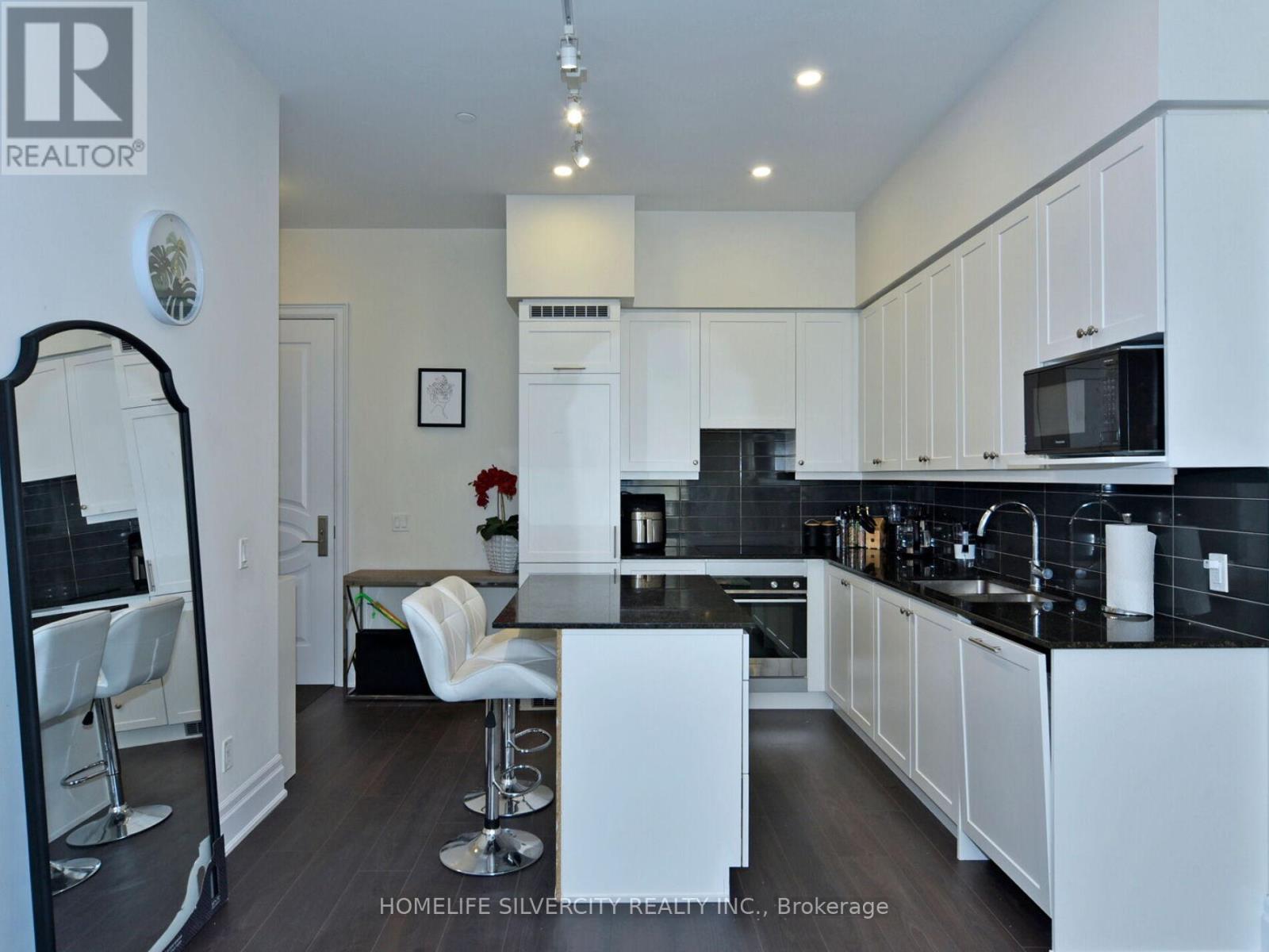 111 - 9075 Jane Street, Vaughan, Ontario  L4K 0L7 - Photo 16 - N12187551