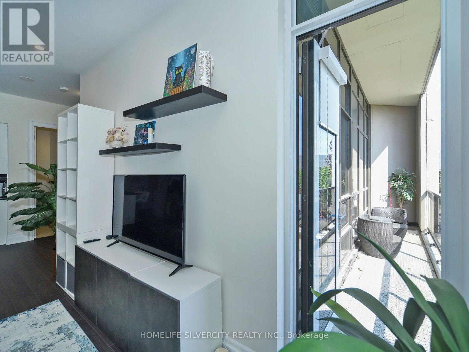 111 - 9075 Jane Street, Vaughan, Ontario  L4K 0L7 - Photo 37 - N12187551