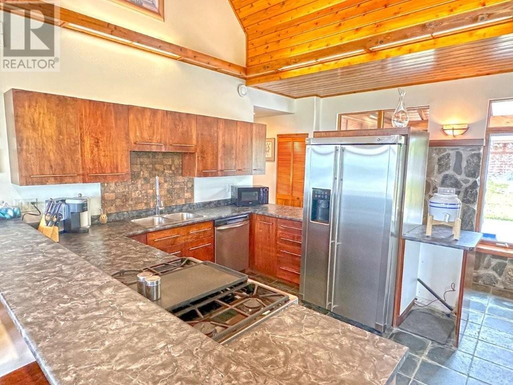 11 Peter Drive, Beardmore, Ontario  P0T 2G0 - Photo 15 - TB251737