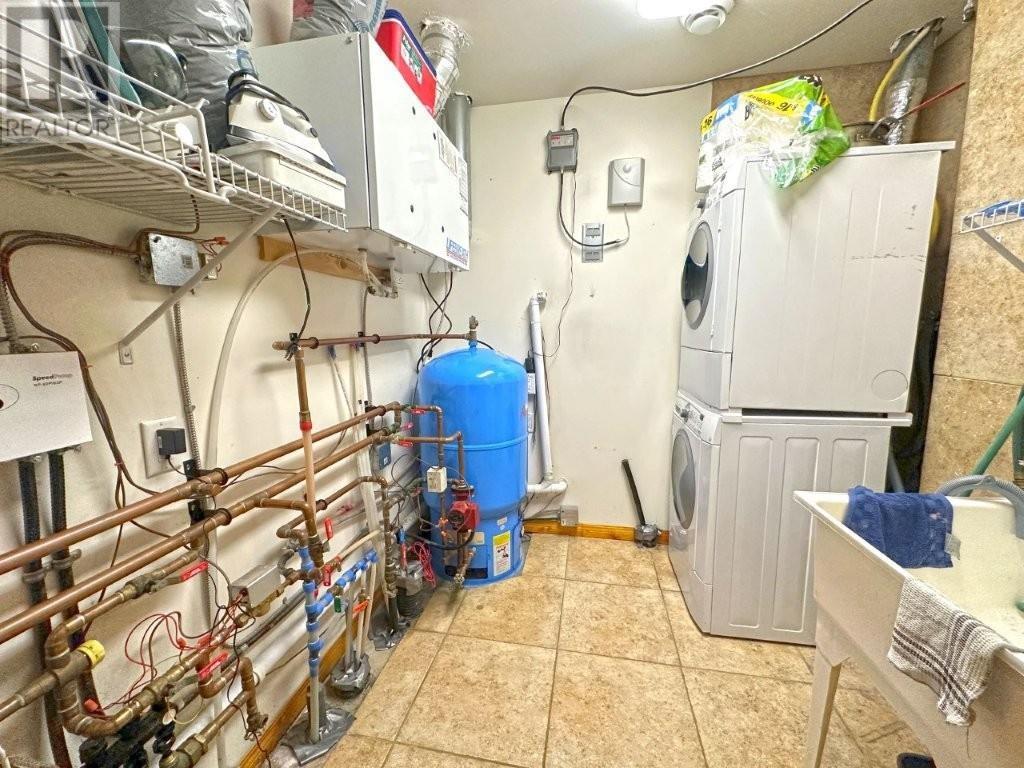 11 Peter Drive, Beardmore, Ontario  P0T 2G0 - Photo 28 - TB251737