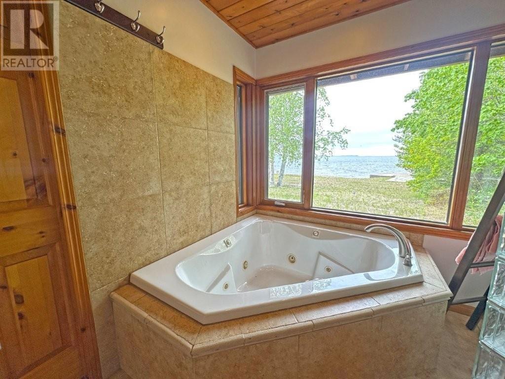 11 Peter Drive, Beardmore, Ontario  P0T 2G0 - Photo 23 - TB251737