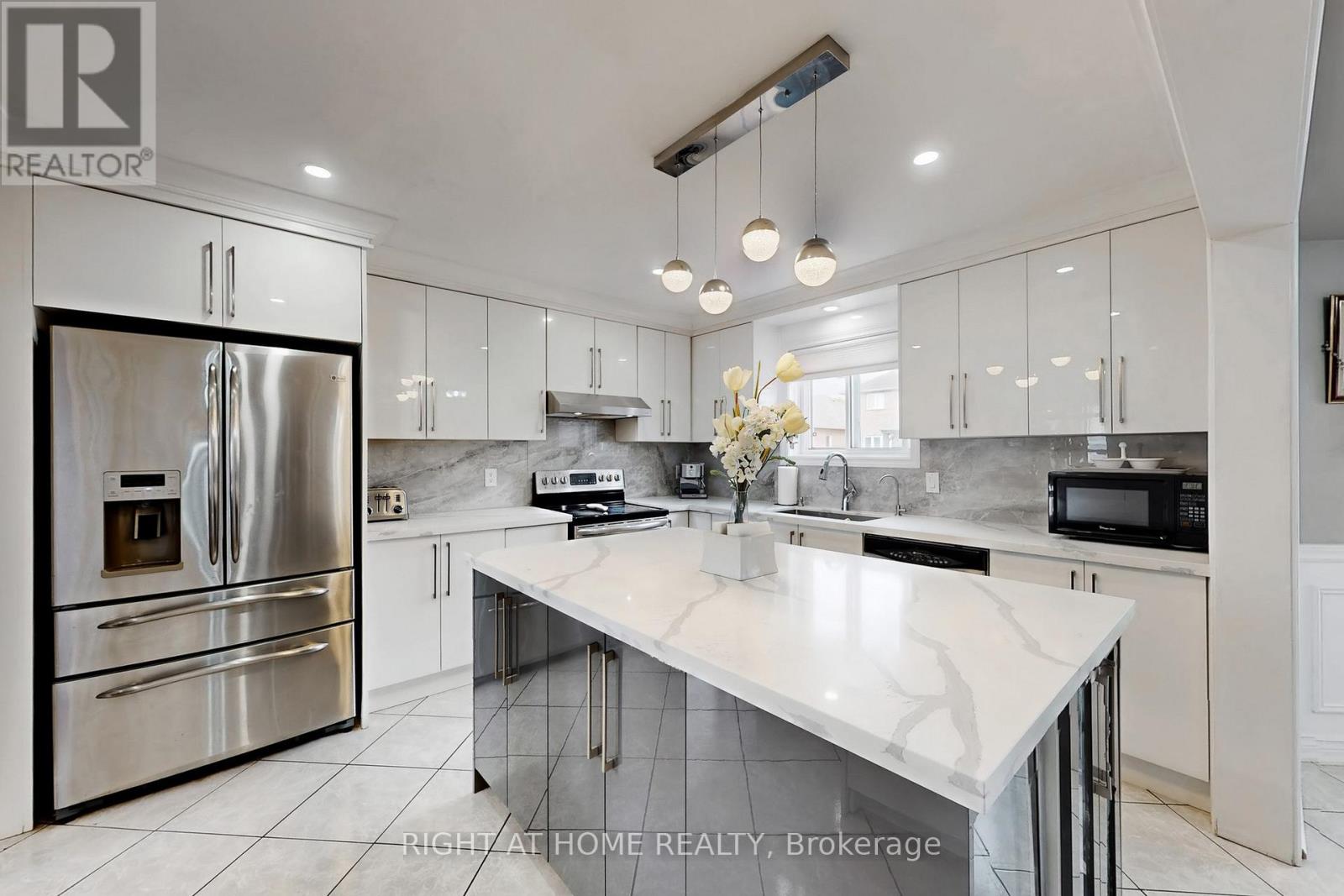186 Green Road, Hamilton (Stoney Creek), Ontario  L8E 2A3 - Photo 16 - X12230500