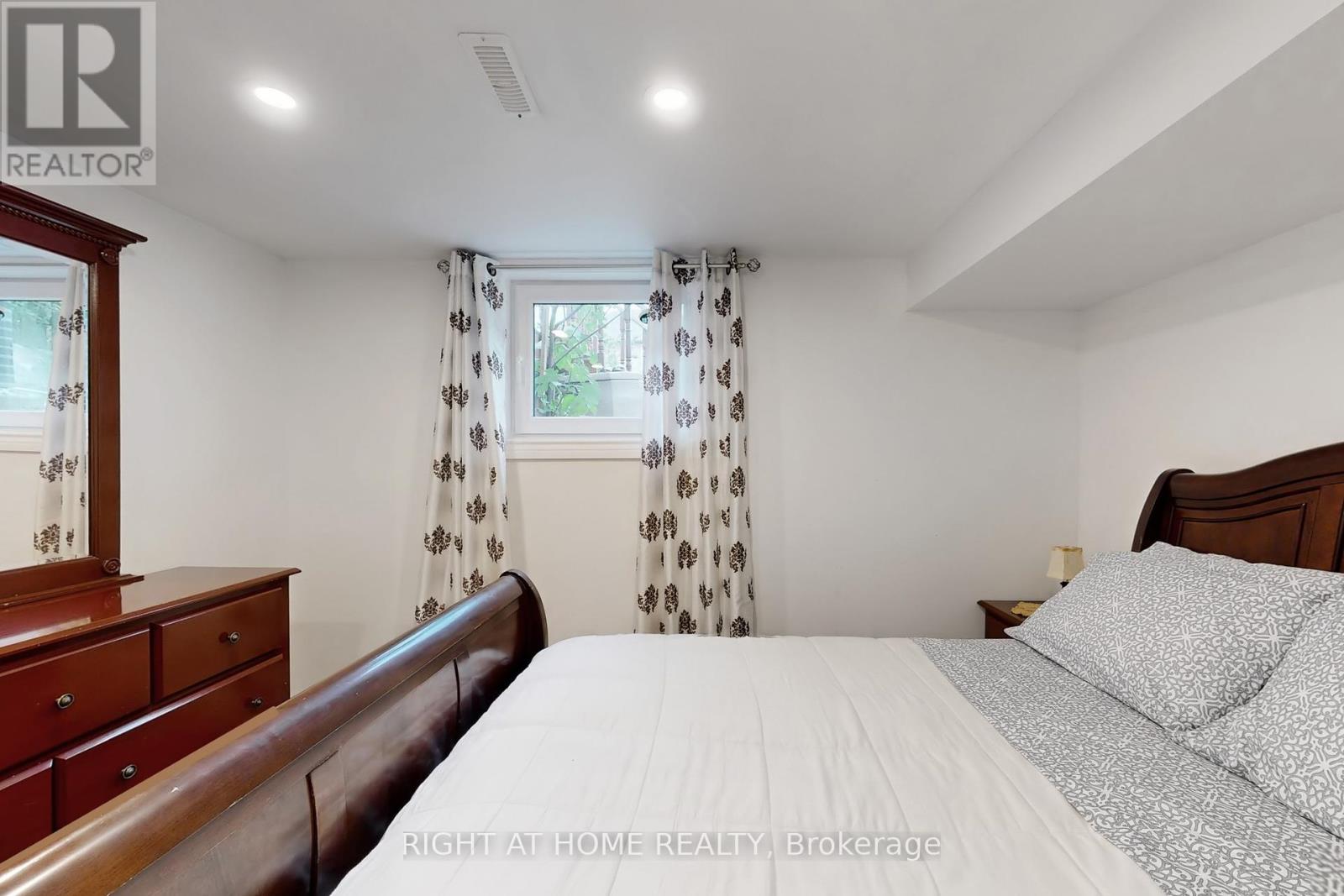 186 Green Road, Hamilton (Stoney Creek), Ontario  L8E 2A3 - Photo 42 - X12230500