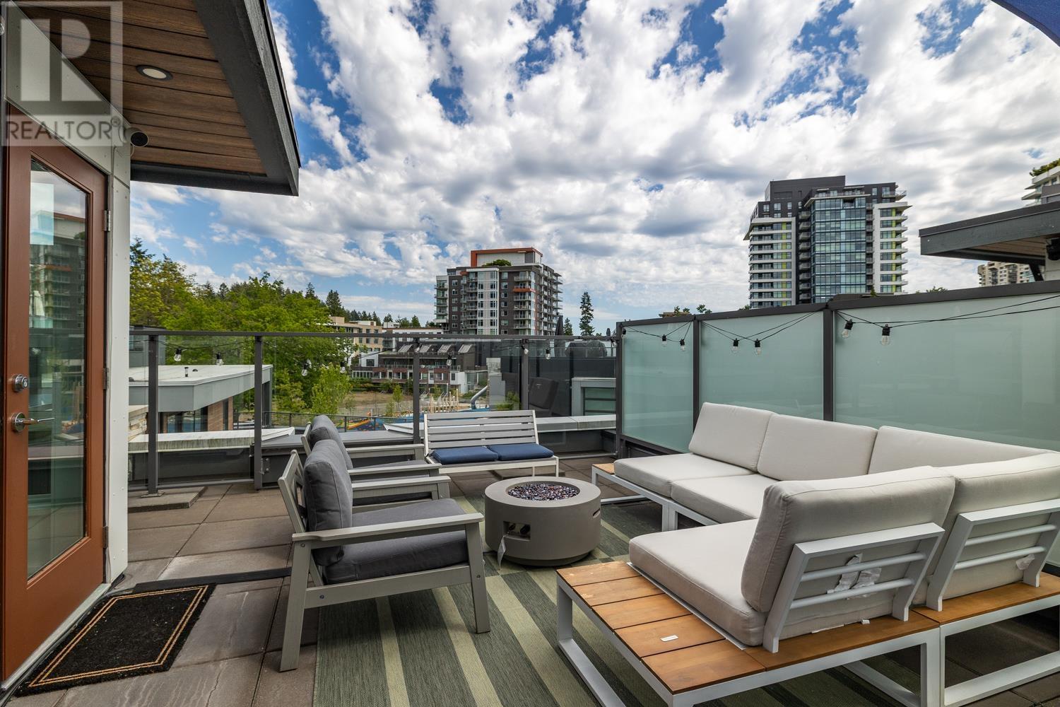 238 2060 CURLING ROAD, north vancouver, British Columbia V7P0E1