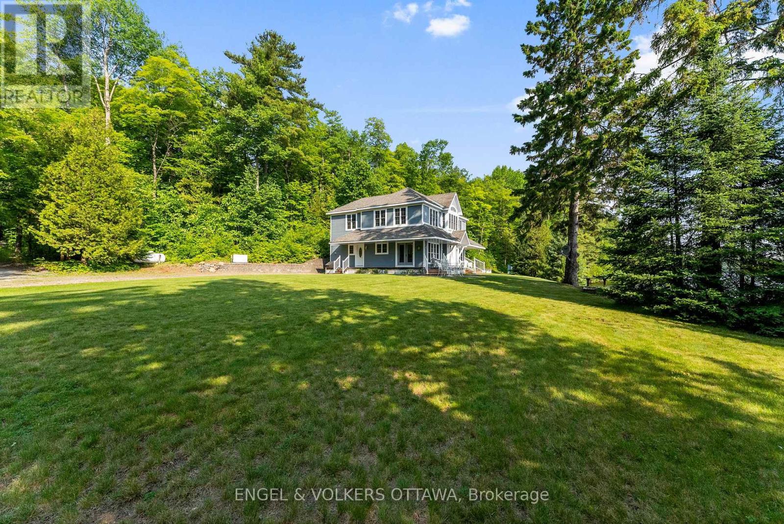 541 Morglan Lane, Greater Madawaska, Ontario  K0J 1H0 - Photo 4 - X12230603