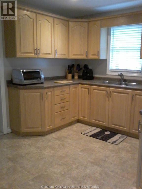 138 Patteson Avenue, Chatham, Ontario  N7M 1T9 - Photo 3 - 25015513