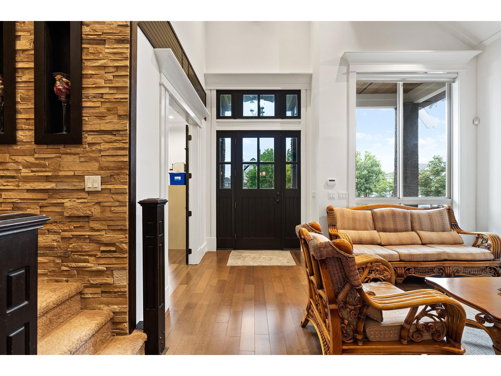 Property at 16450 87A AVENUE image 2