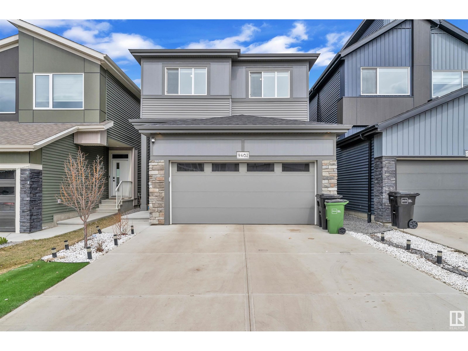 Property at 9462 PEAR CR SW image 1