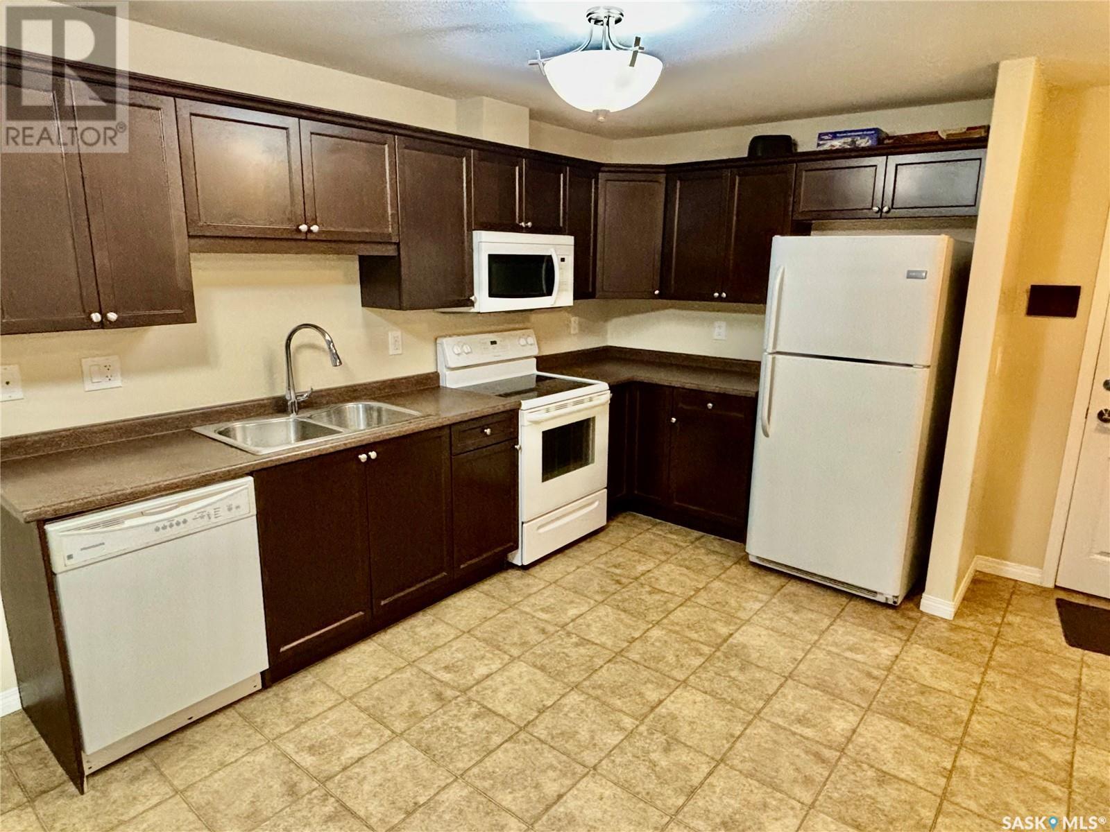 6202 112 Willis Crescent, Saskatoon, Saskatchewan S7T 0N3 - Photo 4 - SK009803