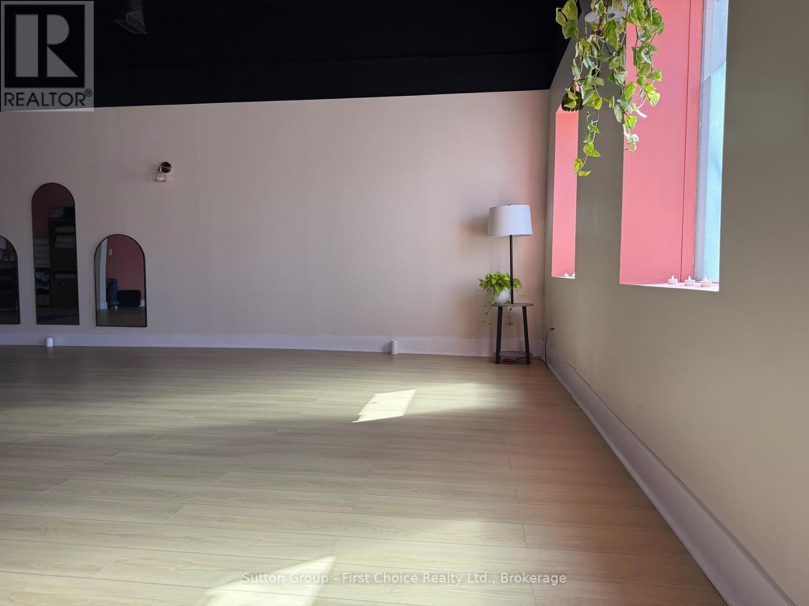 152 St Patrick Street, Stratford, Ontario  N5A 1A9 - Photo 35 - X12052561