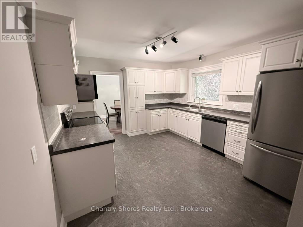 647 Eugenie Street E, Saugeen Shores, Ontario  N0H 2C4 - Photo 28 - X12149268