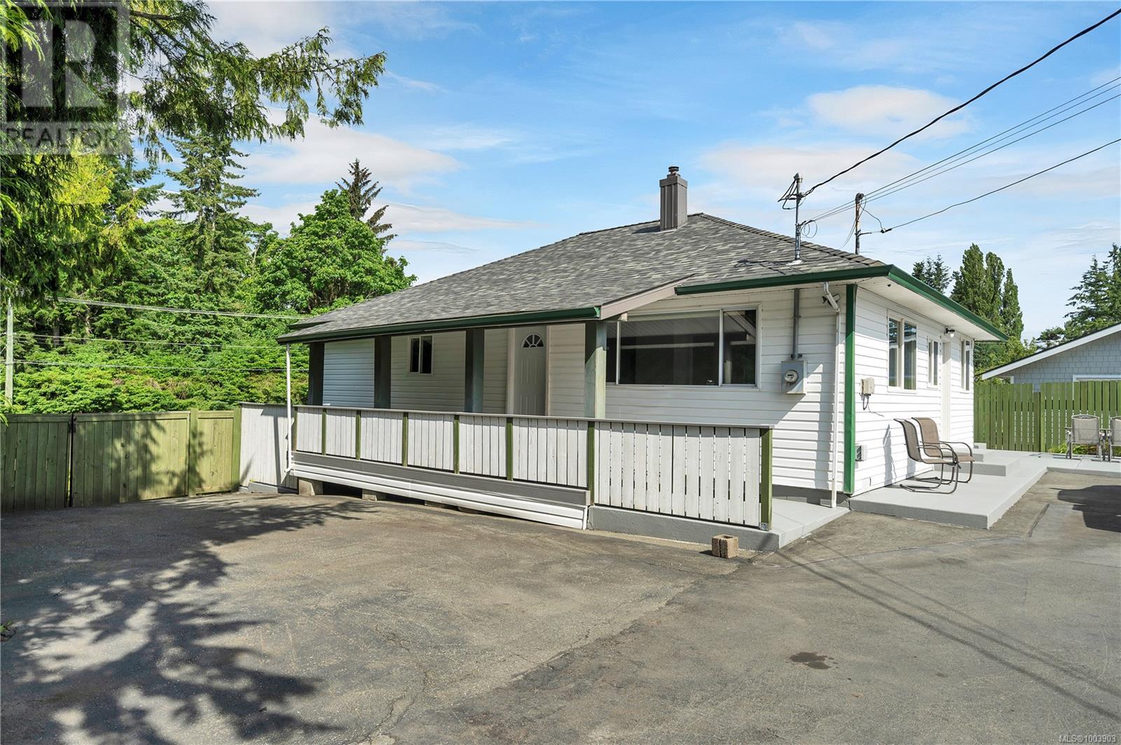 Property at 760 Evergreen Rd image 1