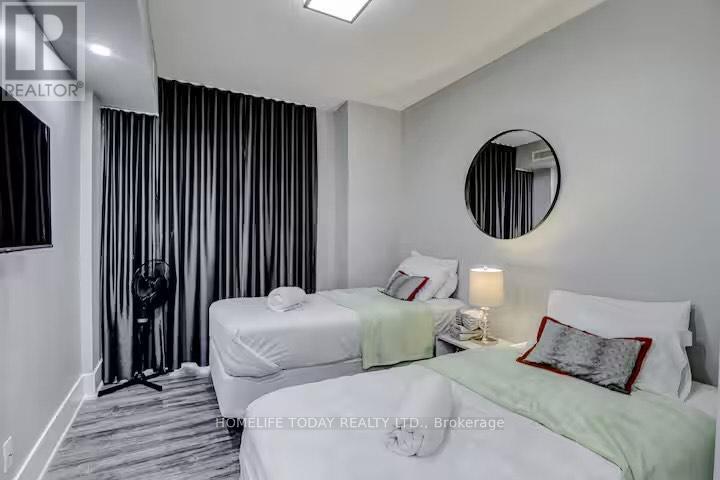 704 - 300 Front Street W, Toronto, Ontario  M5V 0E9 - Photo 13 - C12230626